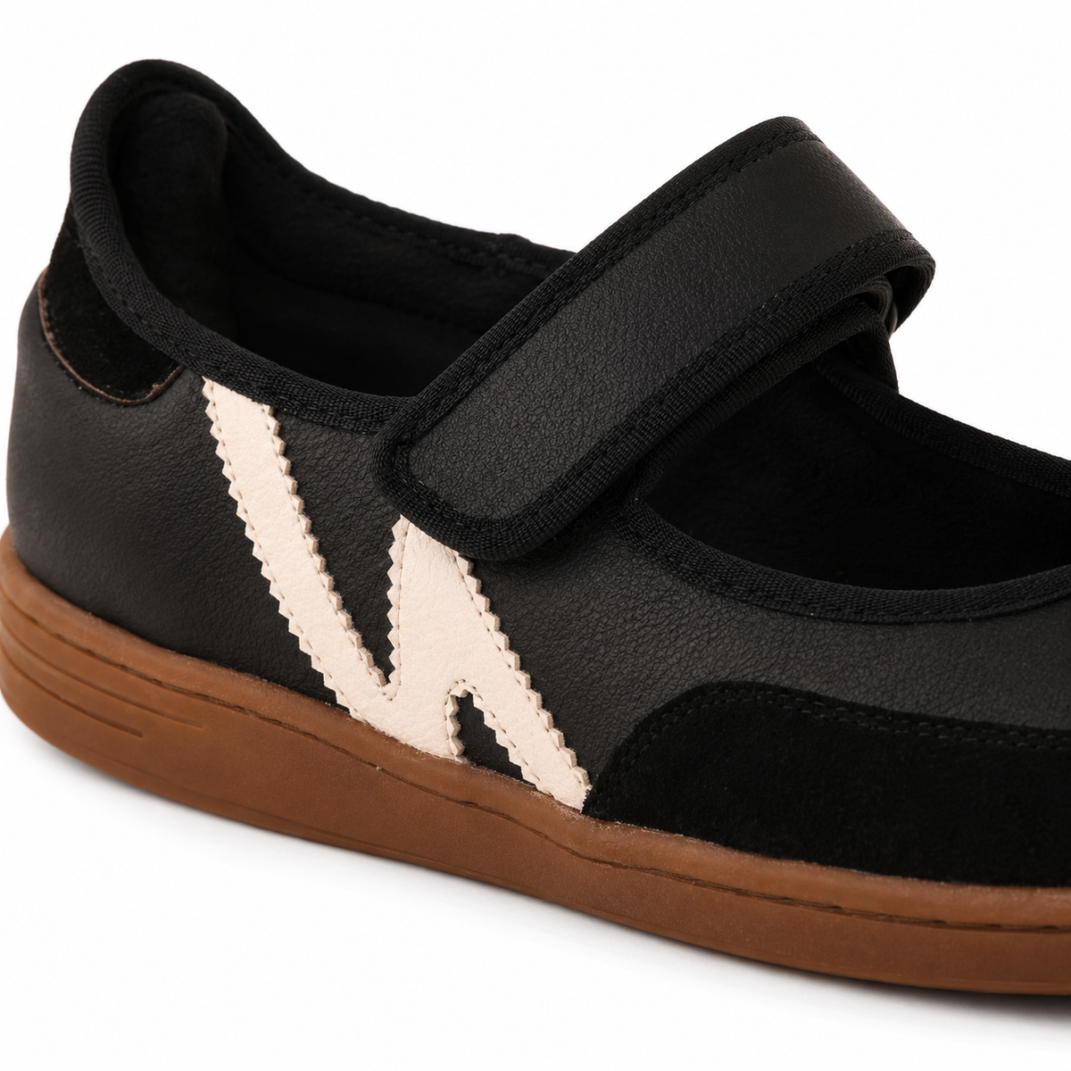 Flat deportivo mod. 72404 Color Negro