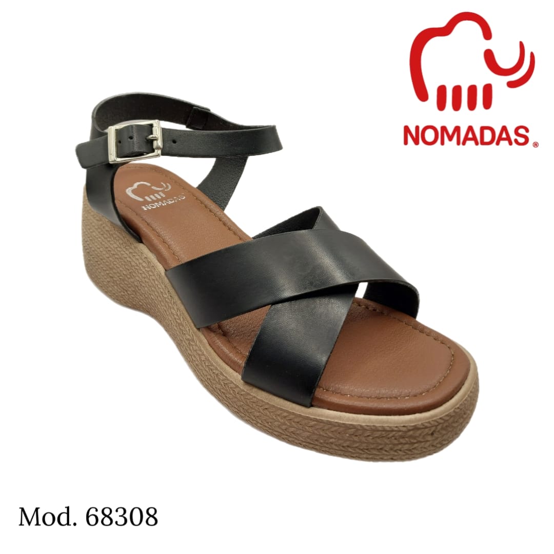 Sandalia modelo 68308 negro